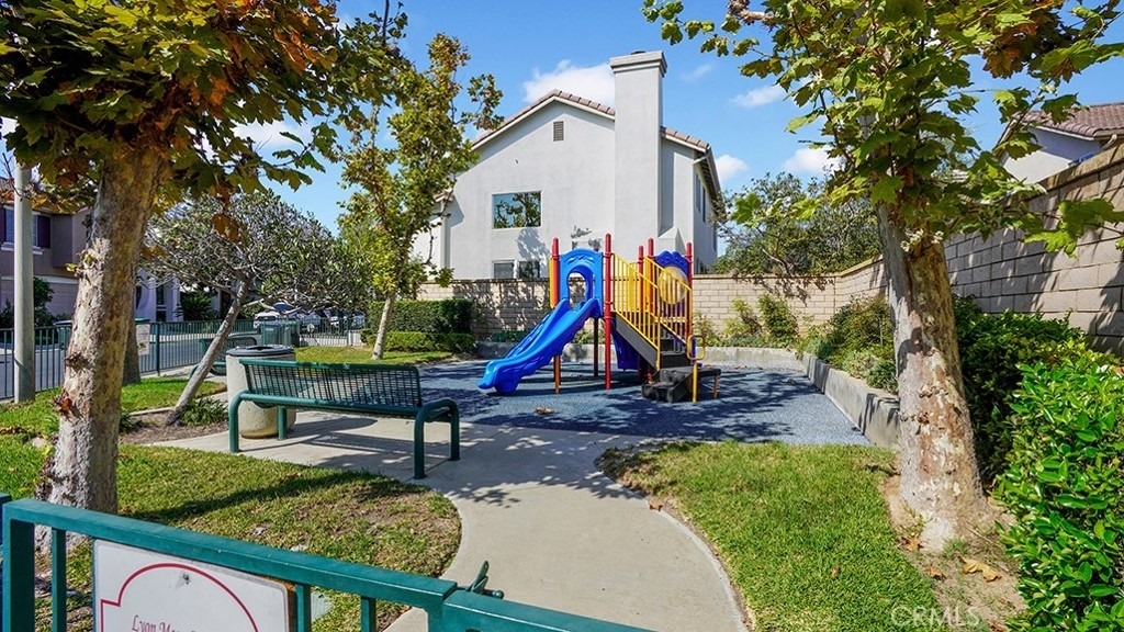 1210 Citrus - Photo 4
