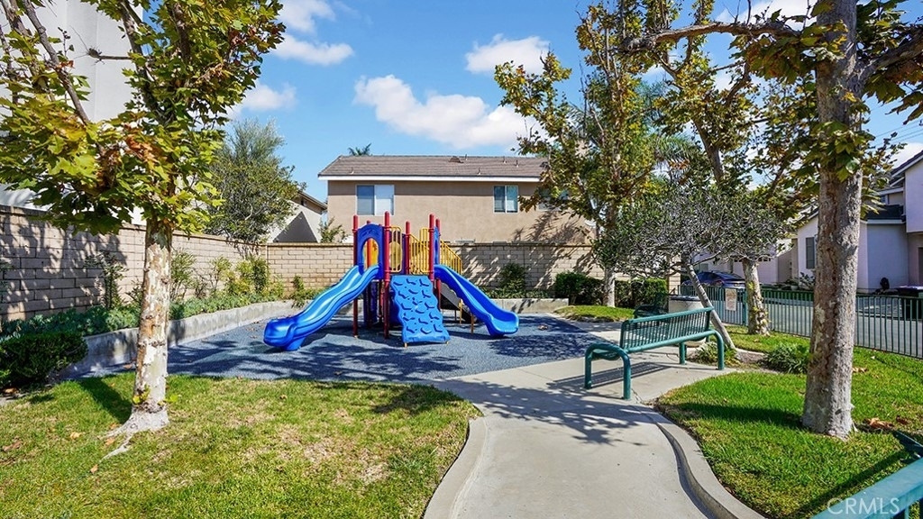 1210 Citrus - Photo 3