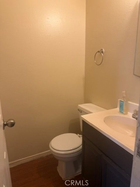 1245 W 10 - Photo 4
