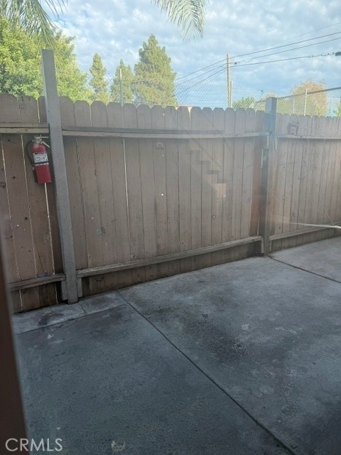 1245 W 10 - Photo 3