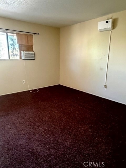 1245 W 10 - Photo 6