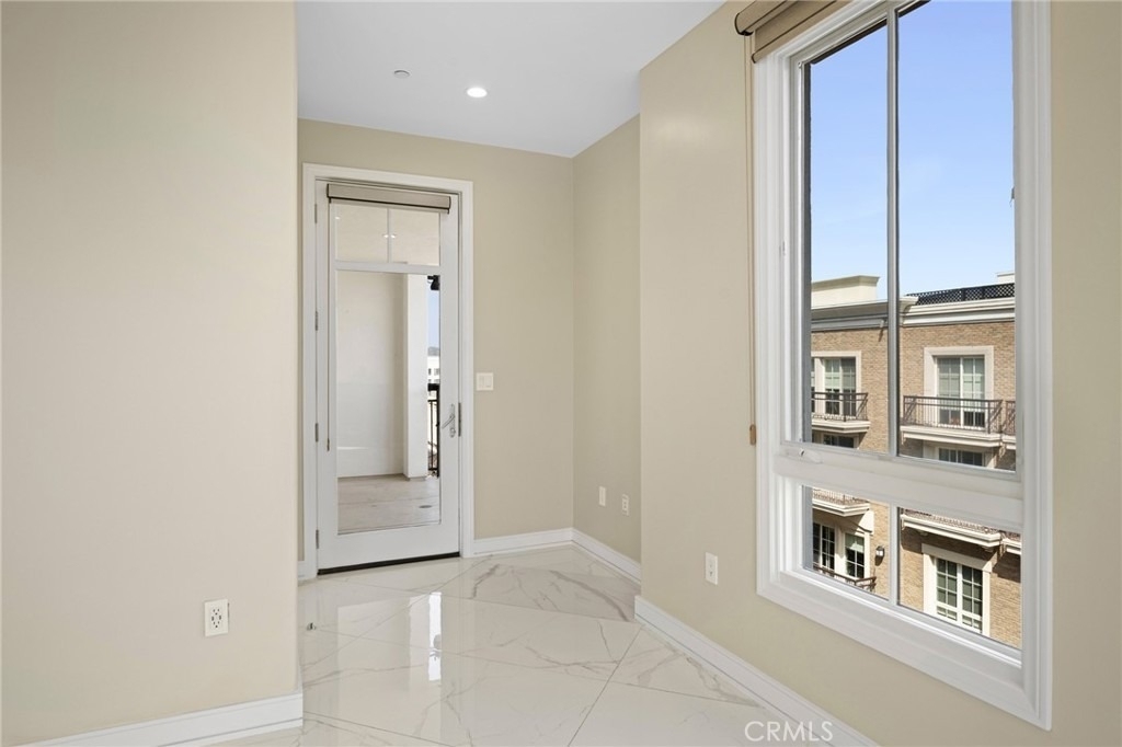 519 Caruso - Photo 11