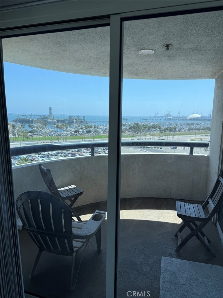 525 E Seaside - Photo 9