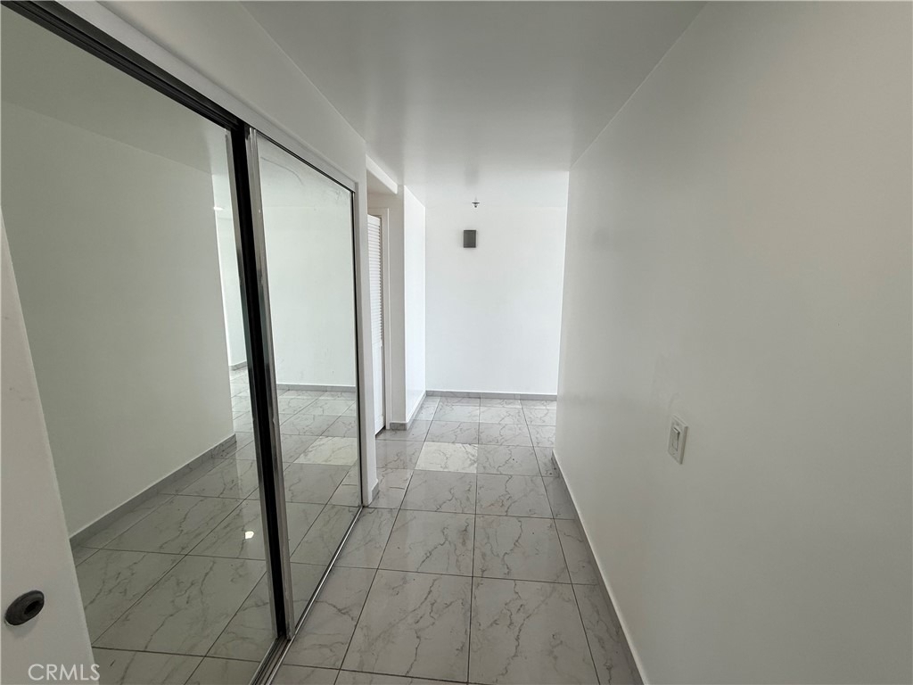 525 E Seaside - Photo 5