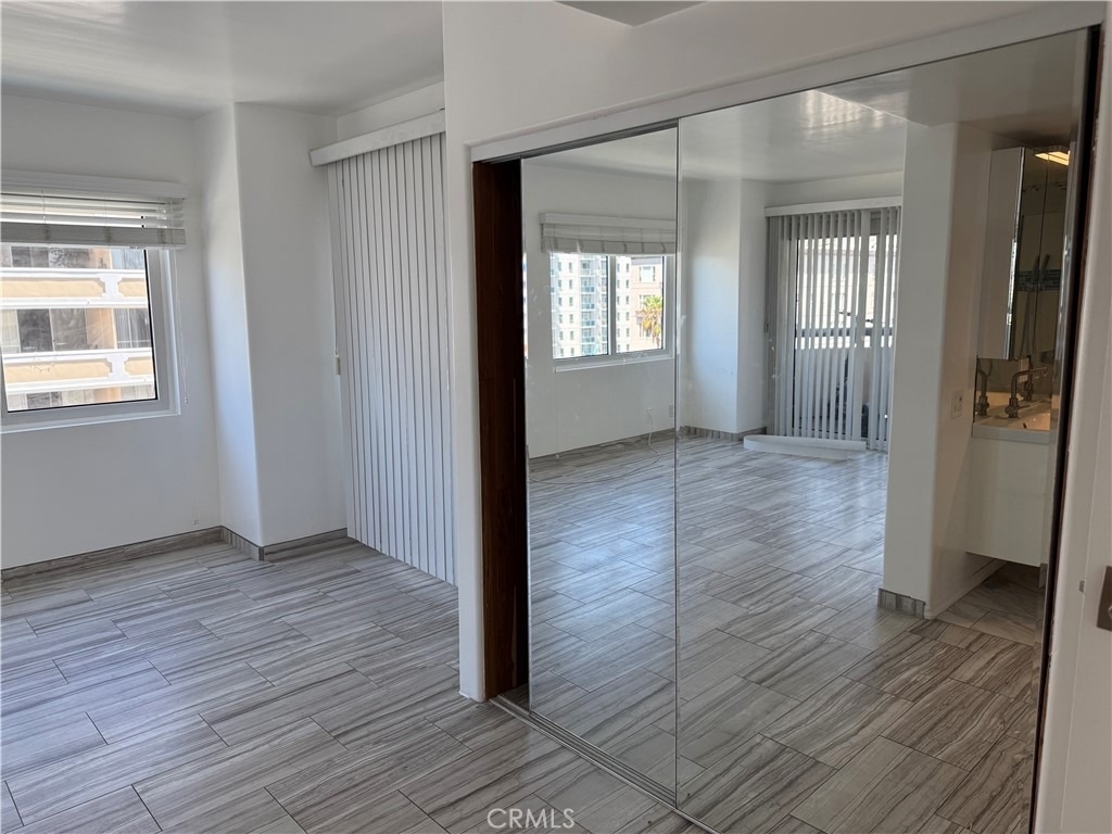 525 E Seaside - Photo 6