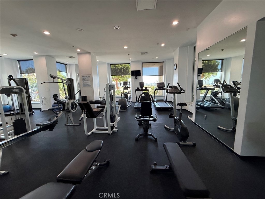 525 E Seaside - Photo 34