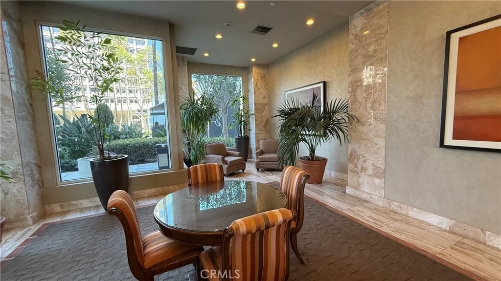 525 E Seaside - Photo 30