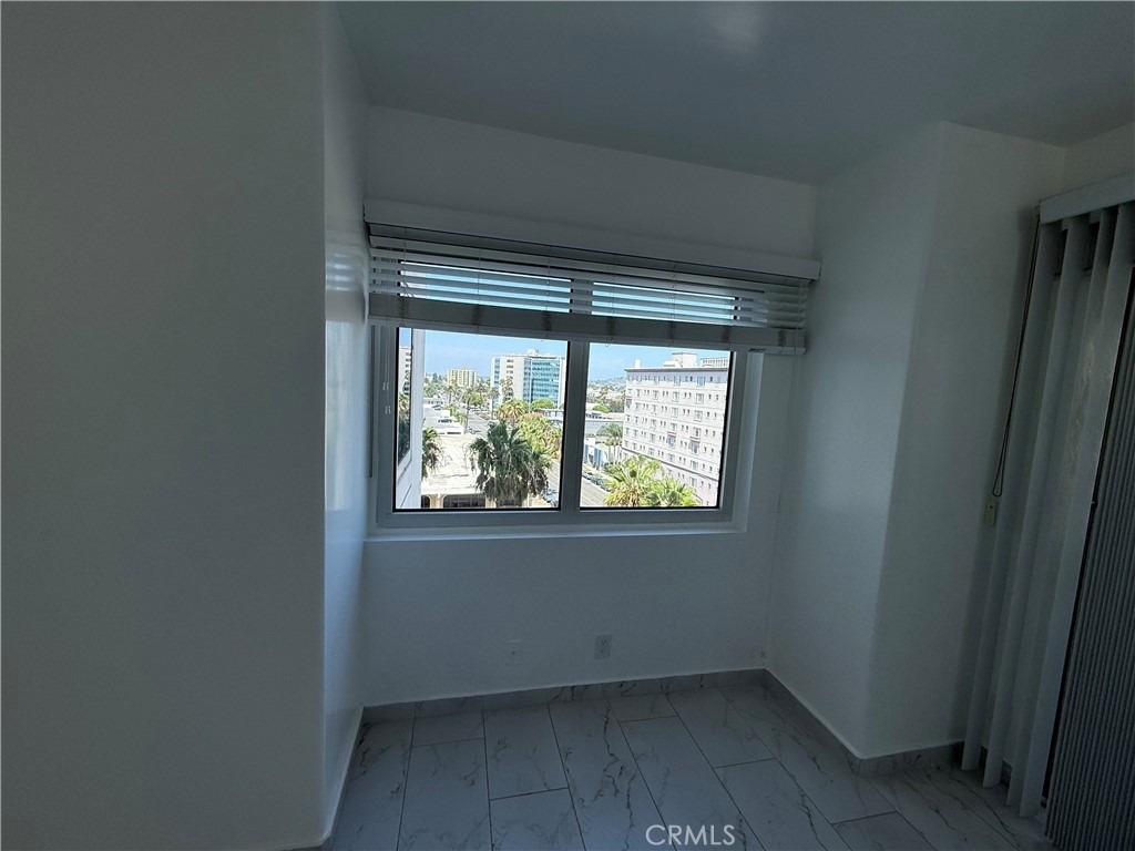 525 E Seaside - Photo 13