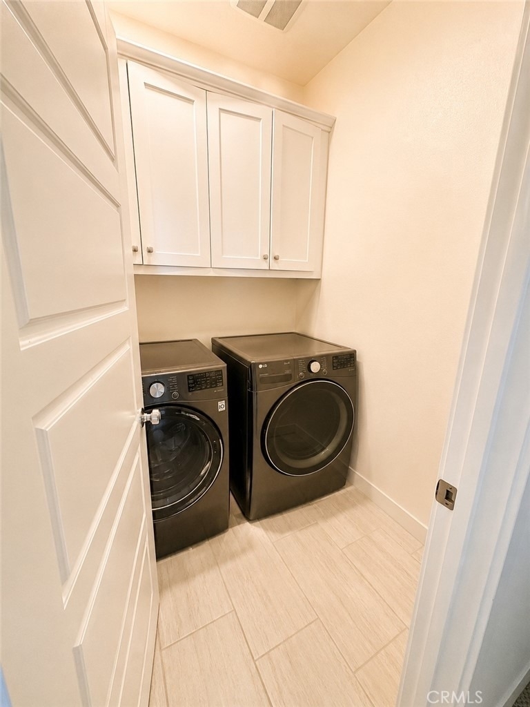 2622 Glamis Court - Photo 7