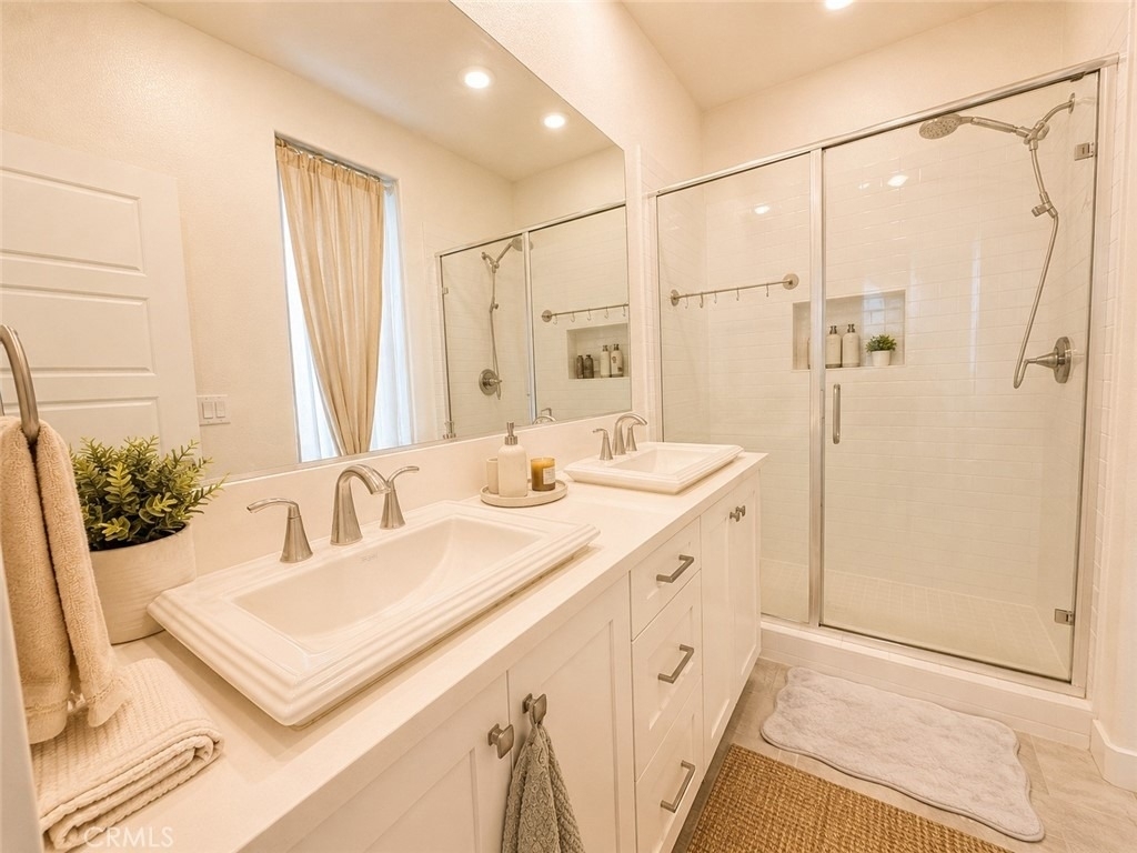 2622 Glamis Court - Photo 4