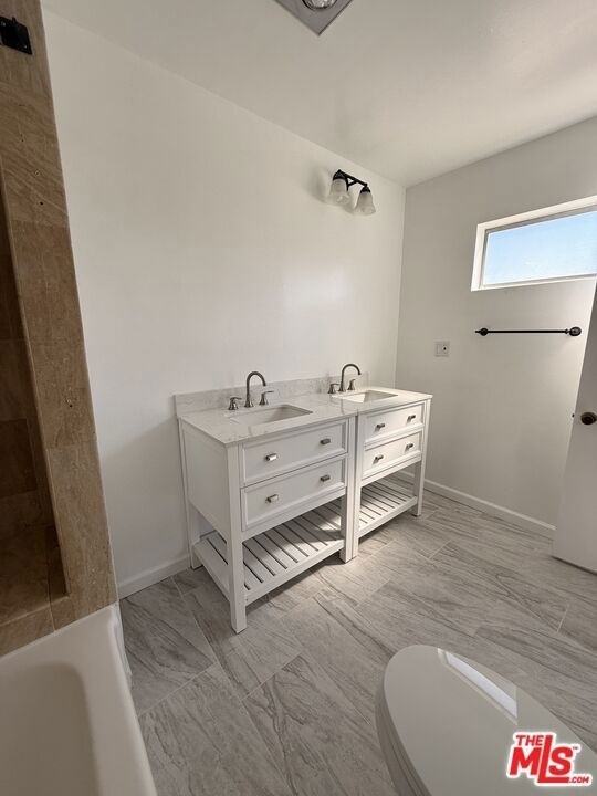 18110 Killllion Street - Photo 17