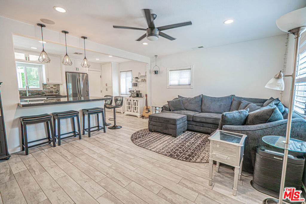 7044 Garden Grove Avenue - Photo 3