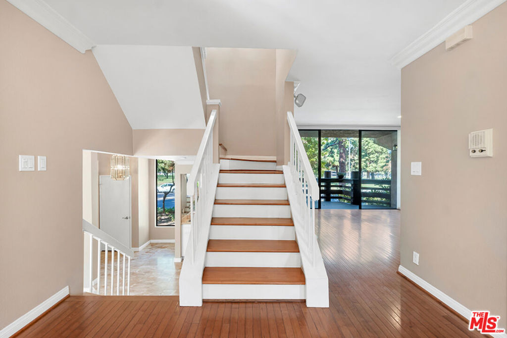 21820 Marylee Street - Photo 24