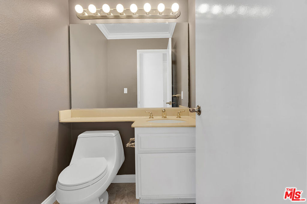 21820 Marylee Street - Photo 40