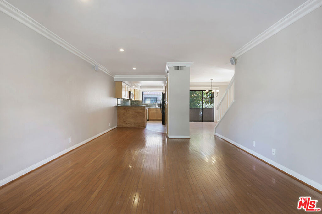 21820 Marylee Street - Photo 19