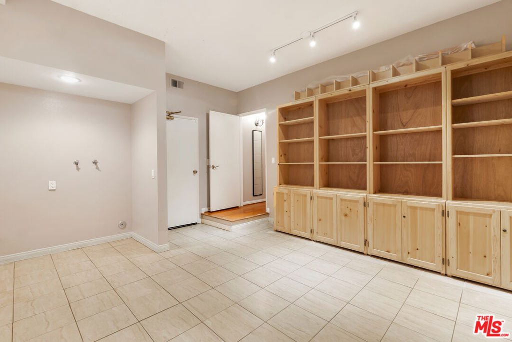 21820 Marylee Street - Photo 43