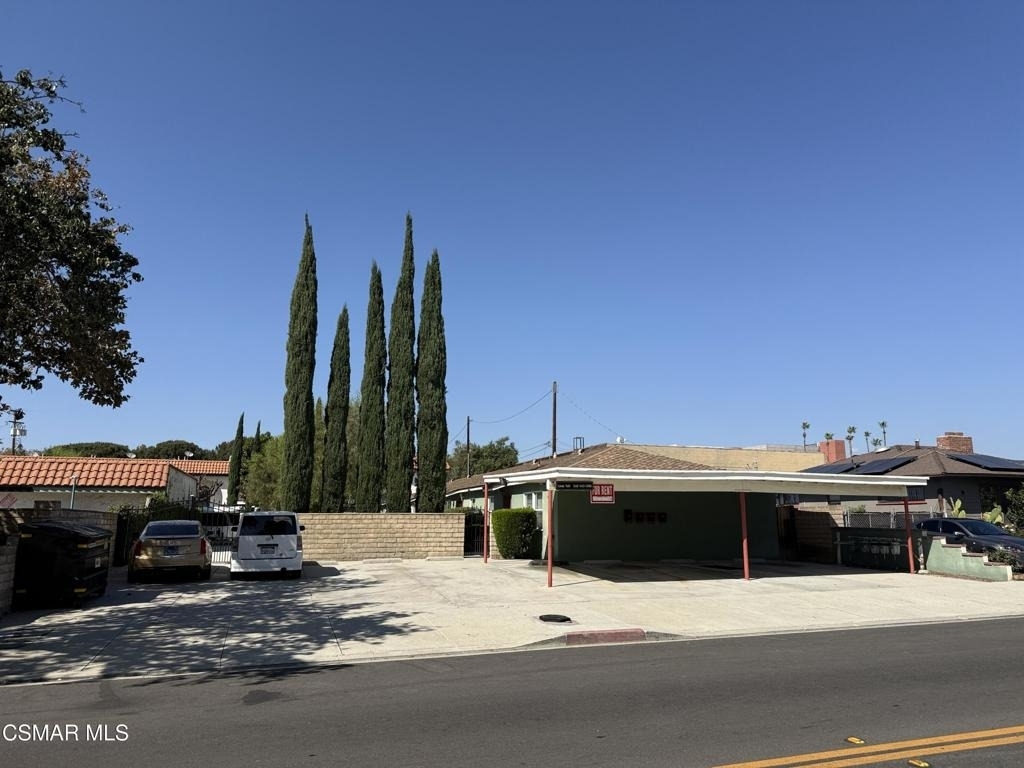 1869 Patricia Avenue - Photo 9
