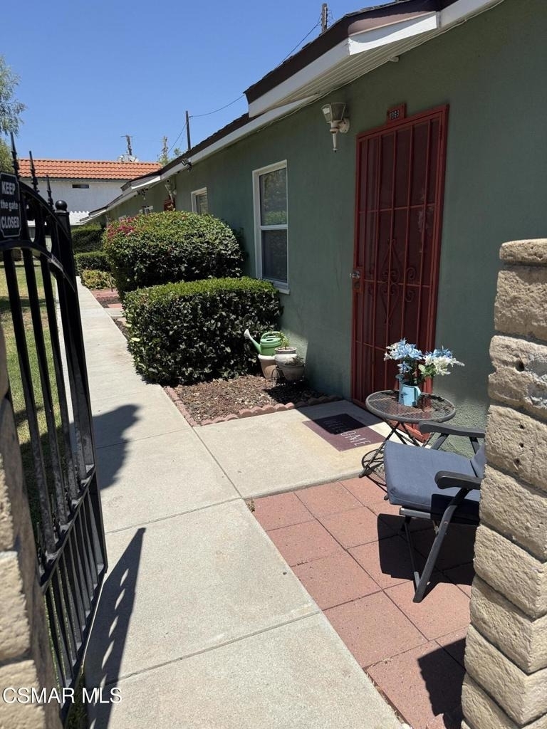 1869 Patricia Avenue - Photo 1