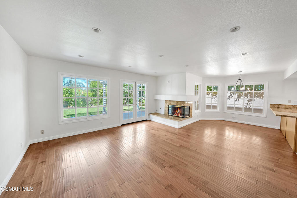 1753 Saint Andrews Place - Photo 9