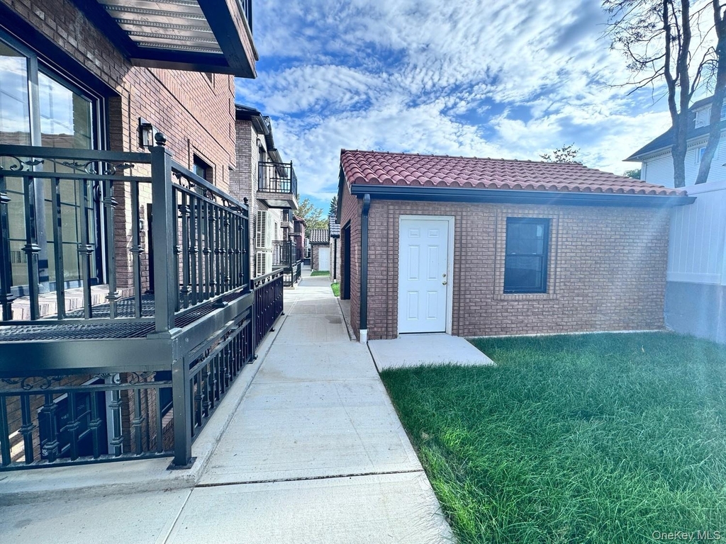 38-24 215th Street - Photo 18