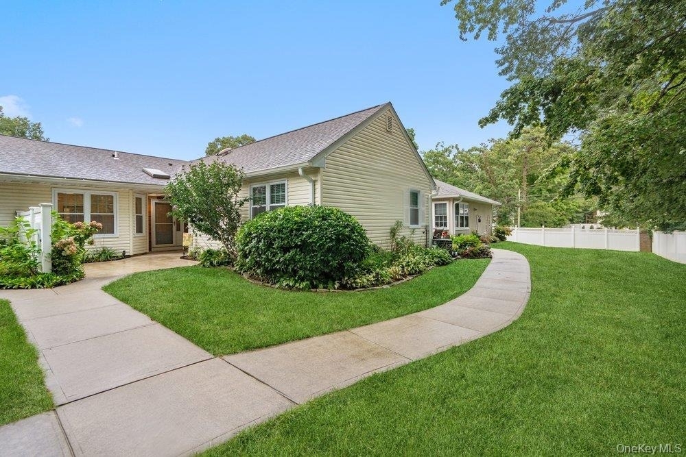 21 Revere Drive - Photo 2