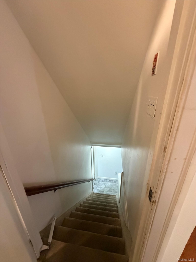 18 Alexander Avenue - Photo 12