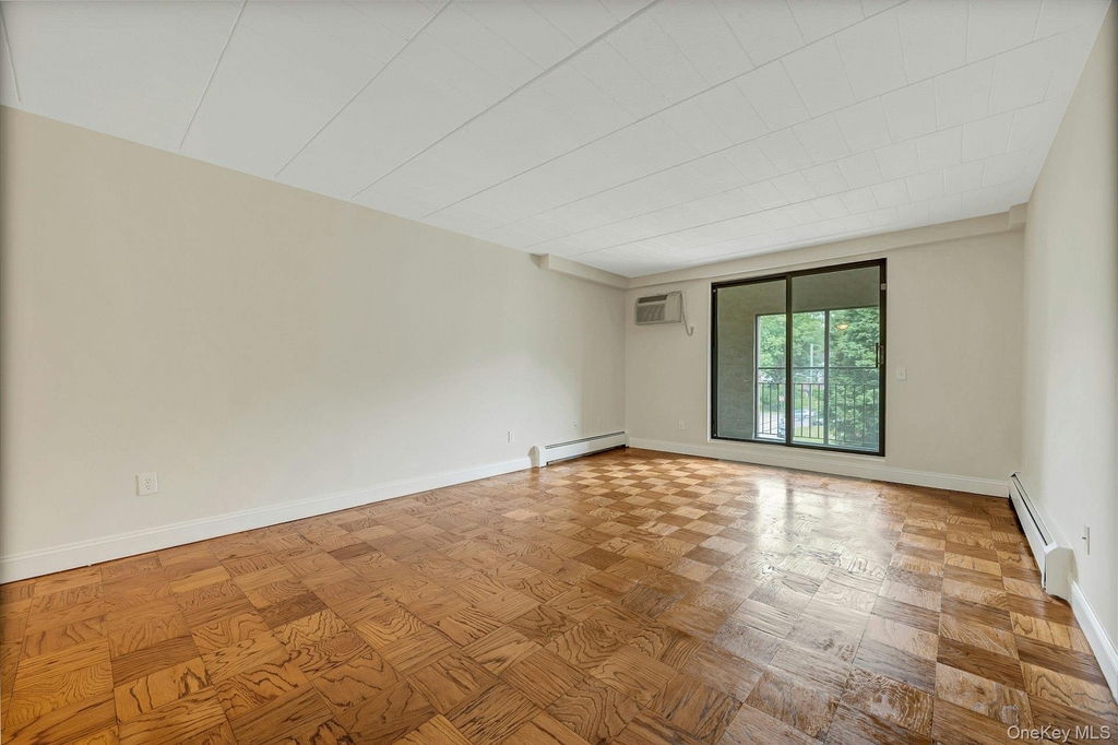 2 Park Avenue - Photo 6