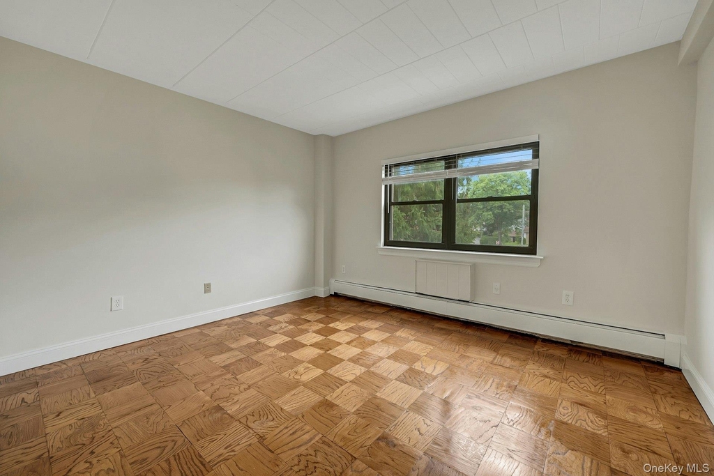 2 Park Avenue - Photo 10