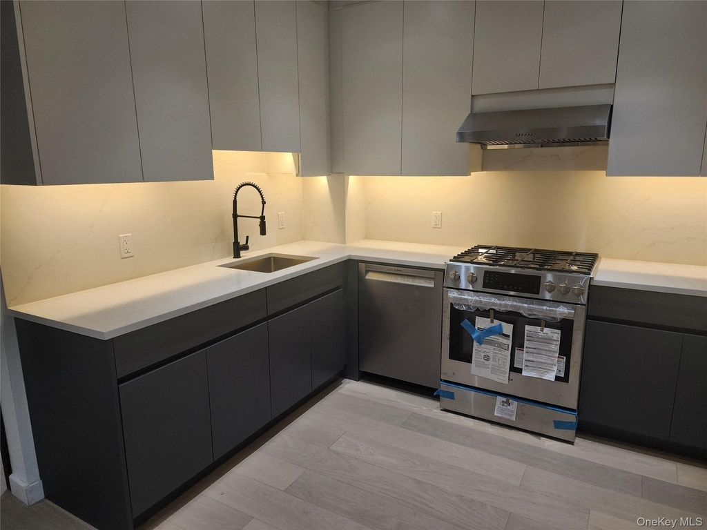 108-15 72 Avenue - Photo 9