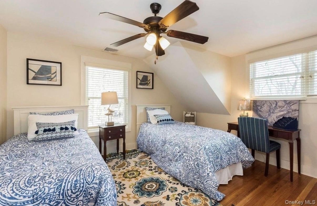 572 Montauk Highway - Photo 7