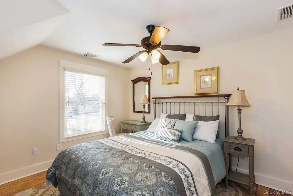 572 Montauk Highway - Photo 9