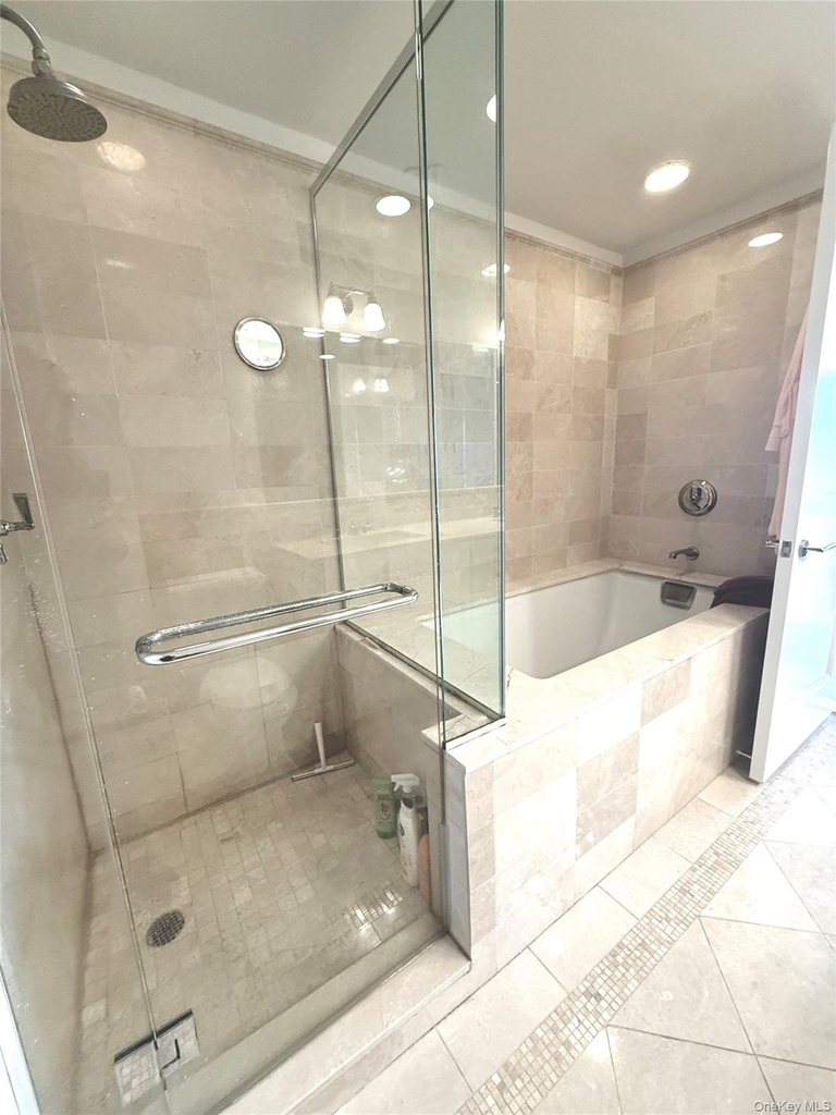 10 City Place - Photo 12
