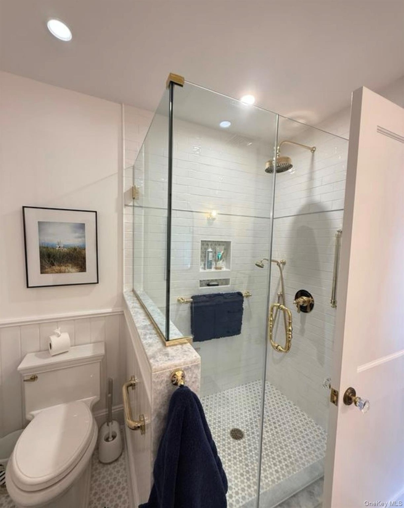 92 Hewlett Avenue - Photo 16