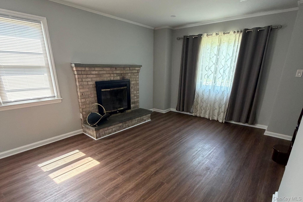 37 Riverside Avenue - Photo 2