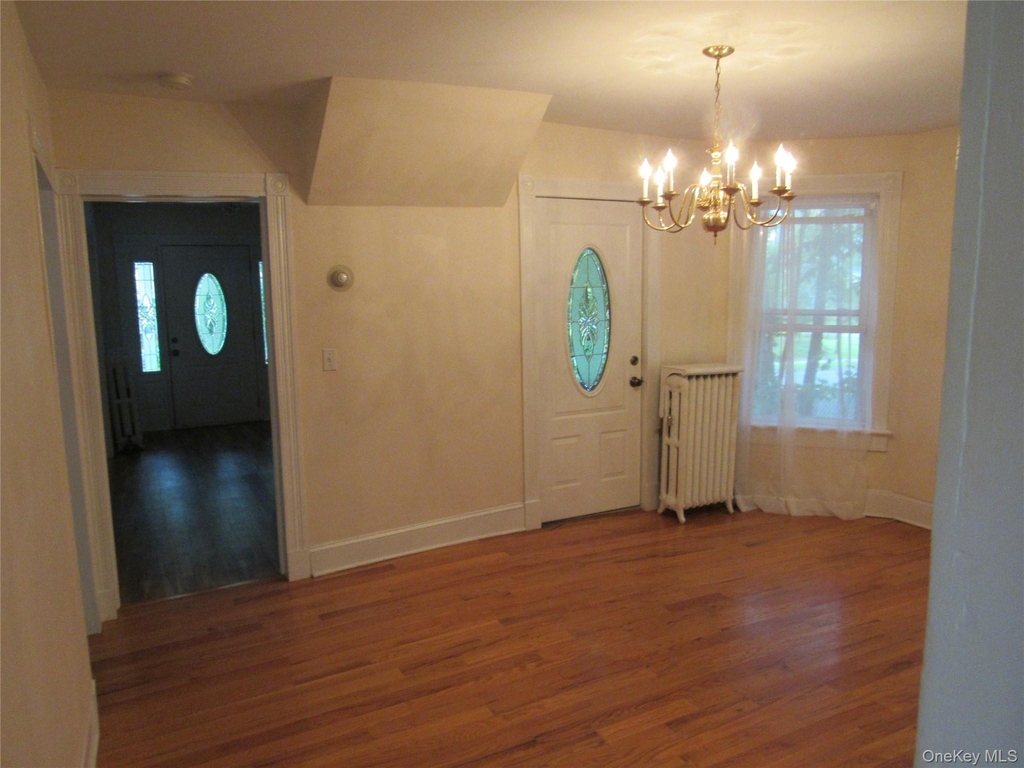15 Phillips Place - Photo 8