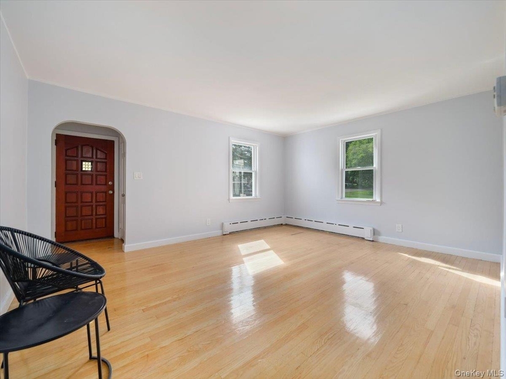 1 Henry Court - Photo 1