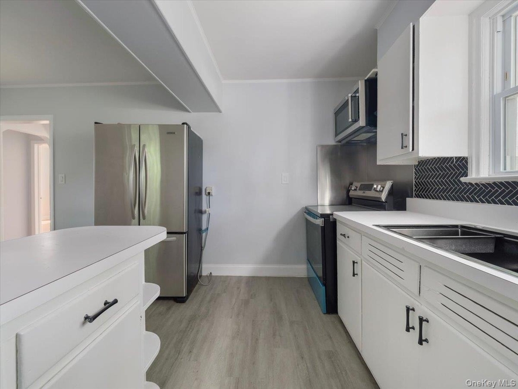 1 Henry Court - Photo 9