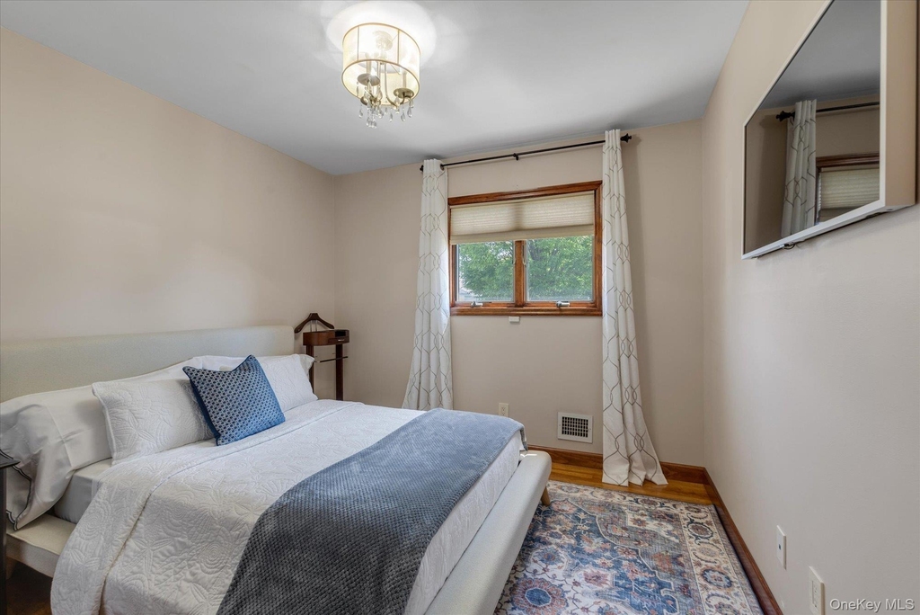 2 Benmor Court - Photo 5