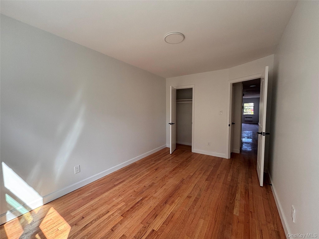 71-34 Kissena Boulevard - Photo 9