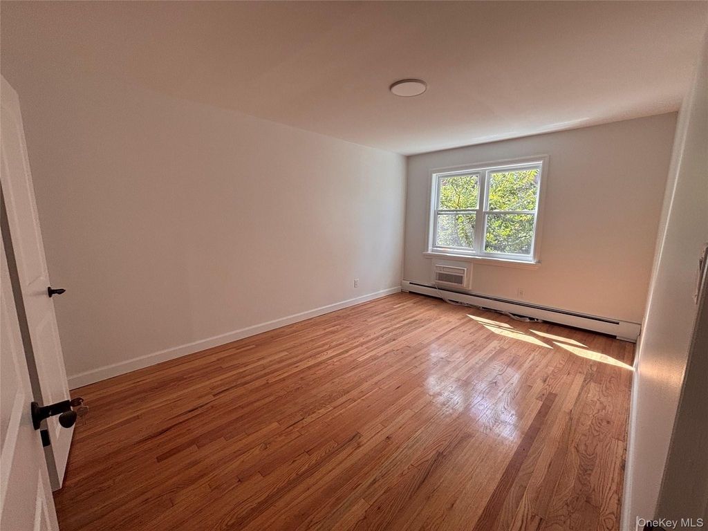 71-34 Kissena Boulevard - Photo 10