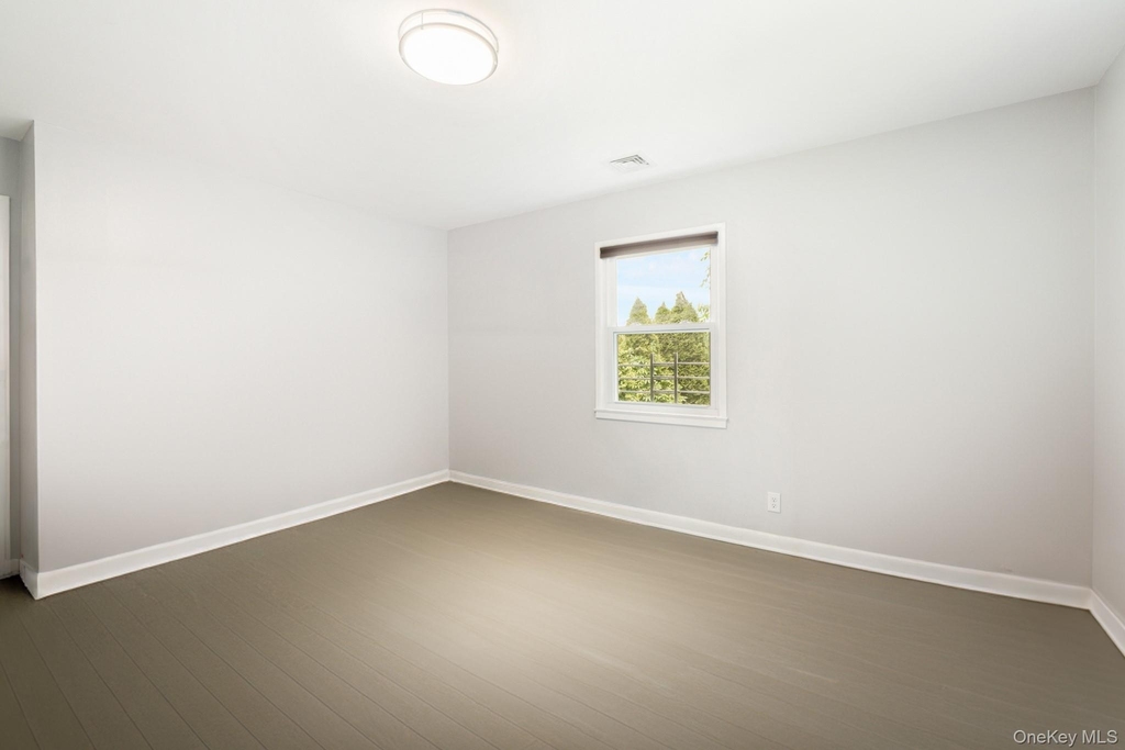 51 Bradley Street - Photo 12
