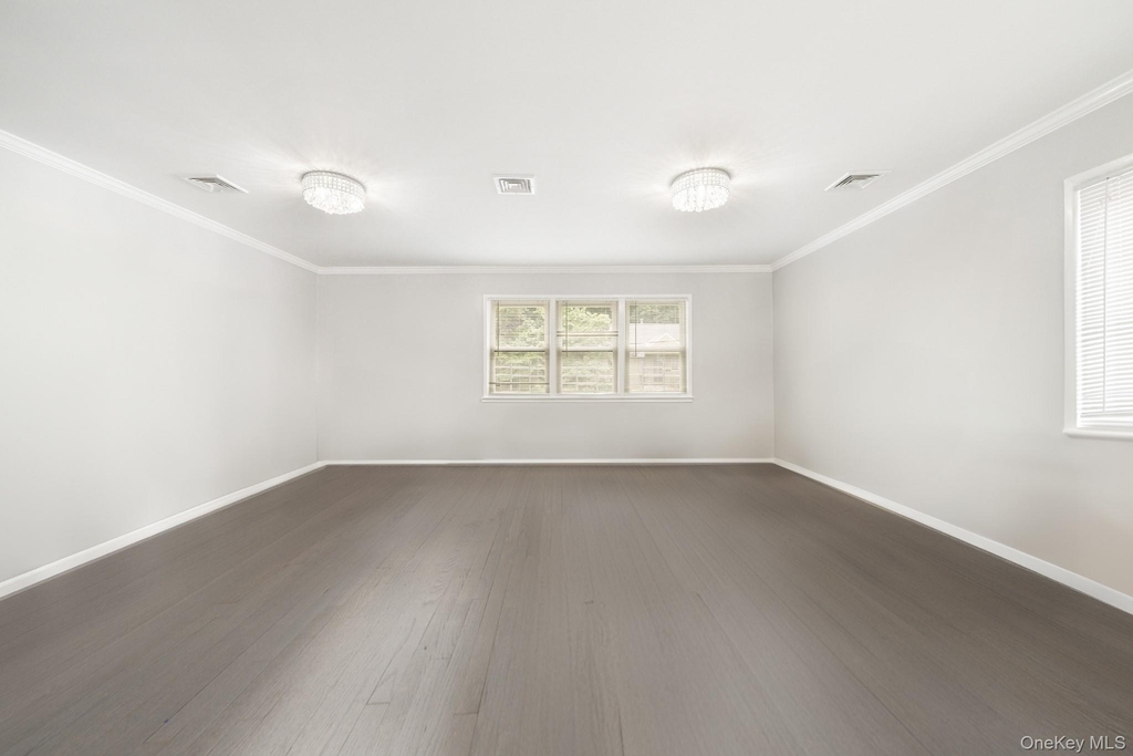 51 Bradley Street - Photo 3
