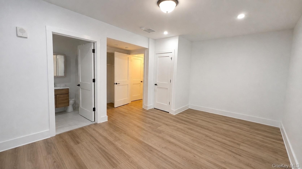 422 E Boston Post Road - Photo 8
