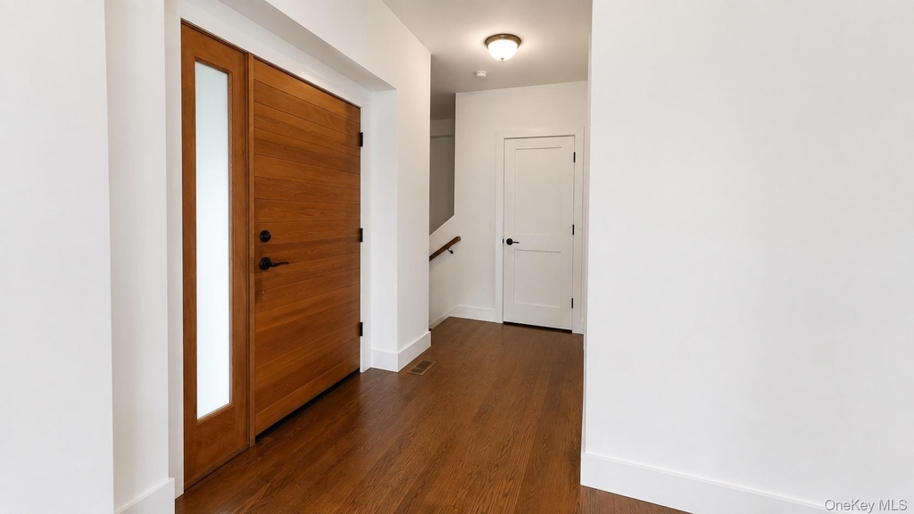 422 E Boston Post Road - Photo 2