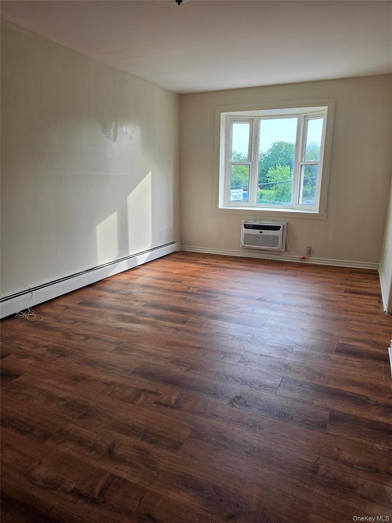 61-25 75th Street - Photo 5