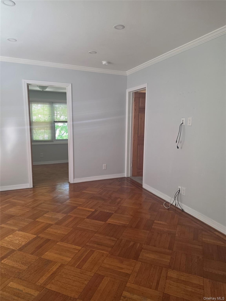 84-33 124th Street - Photo 3