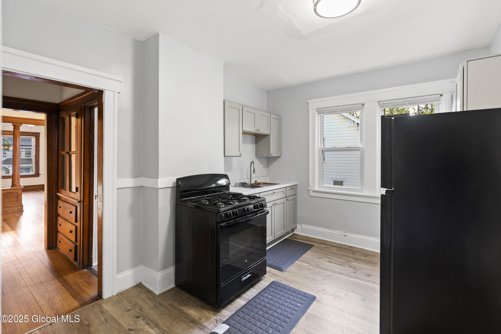 831 Washington Ave - Photo 14