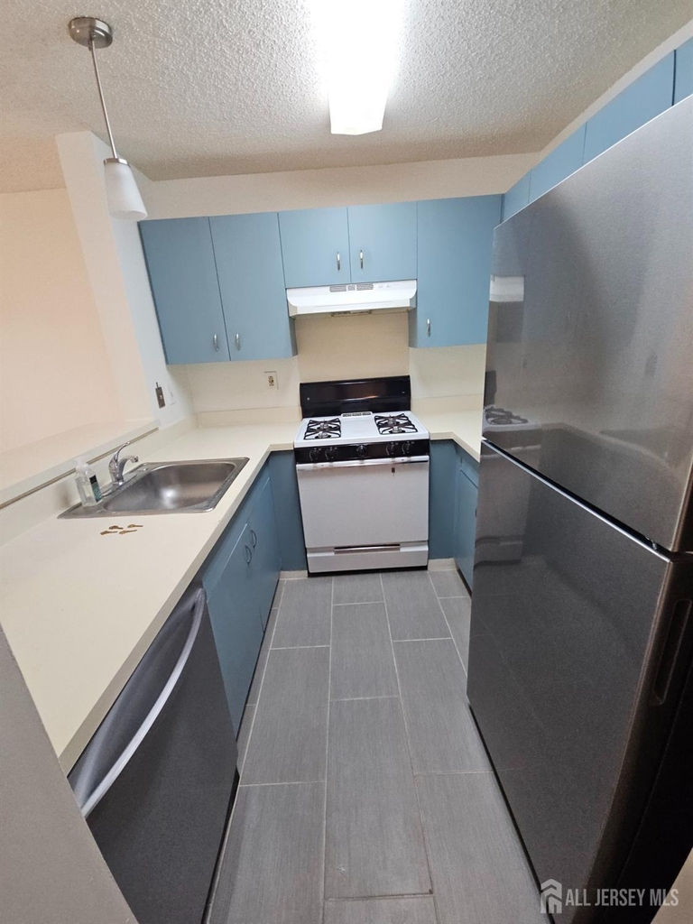 1226 Edpas Road - Photo 4