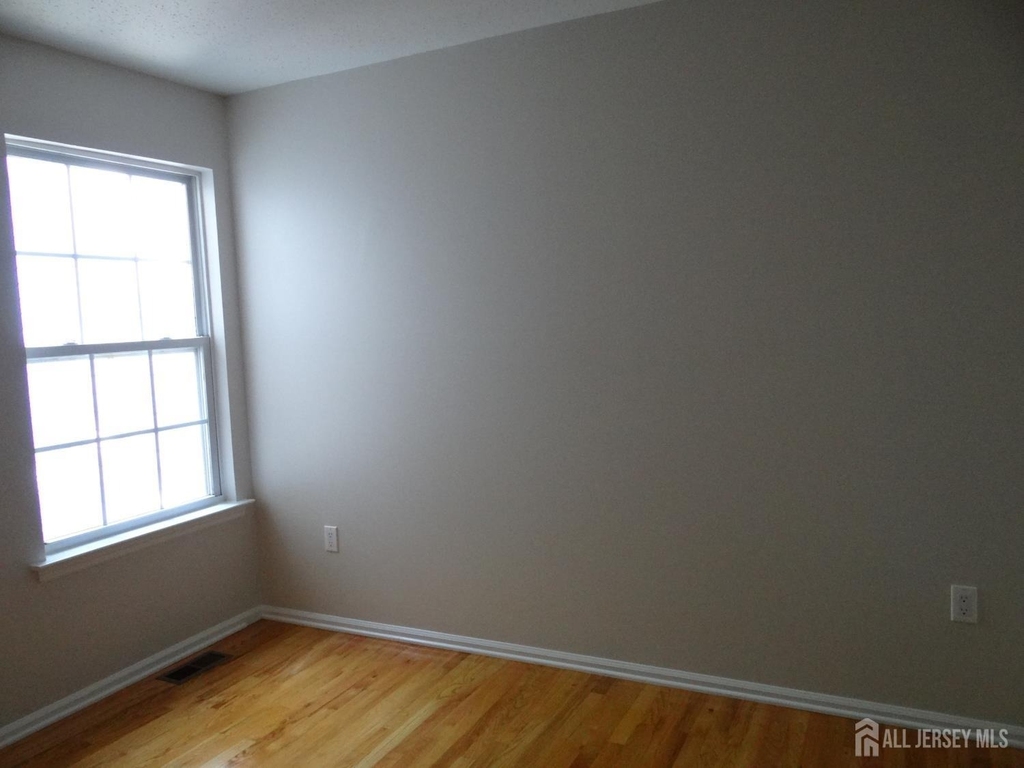 129 Prestwick Way - Photo 11