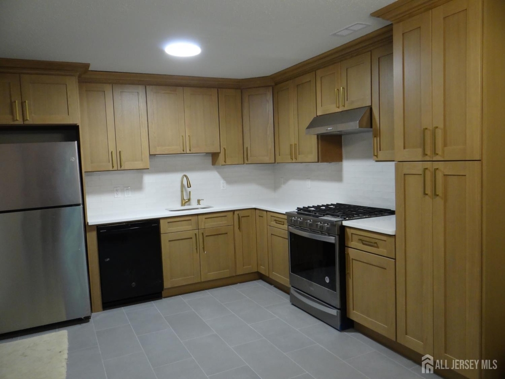 129 Prestwick Way - Photo 2